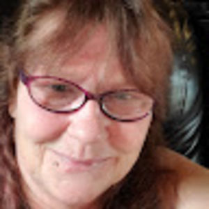 Meet your Posher, Dina kay